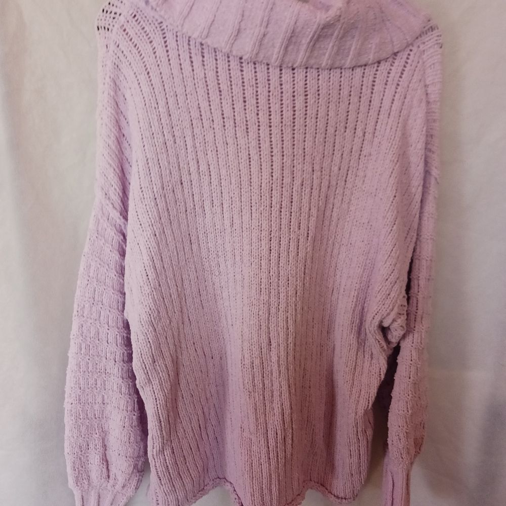 Womens sweaters - Picture 2 of 3